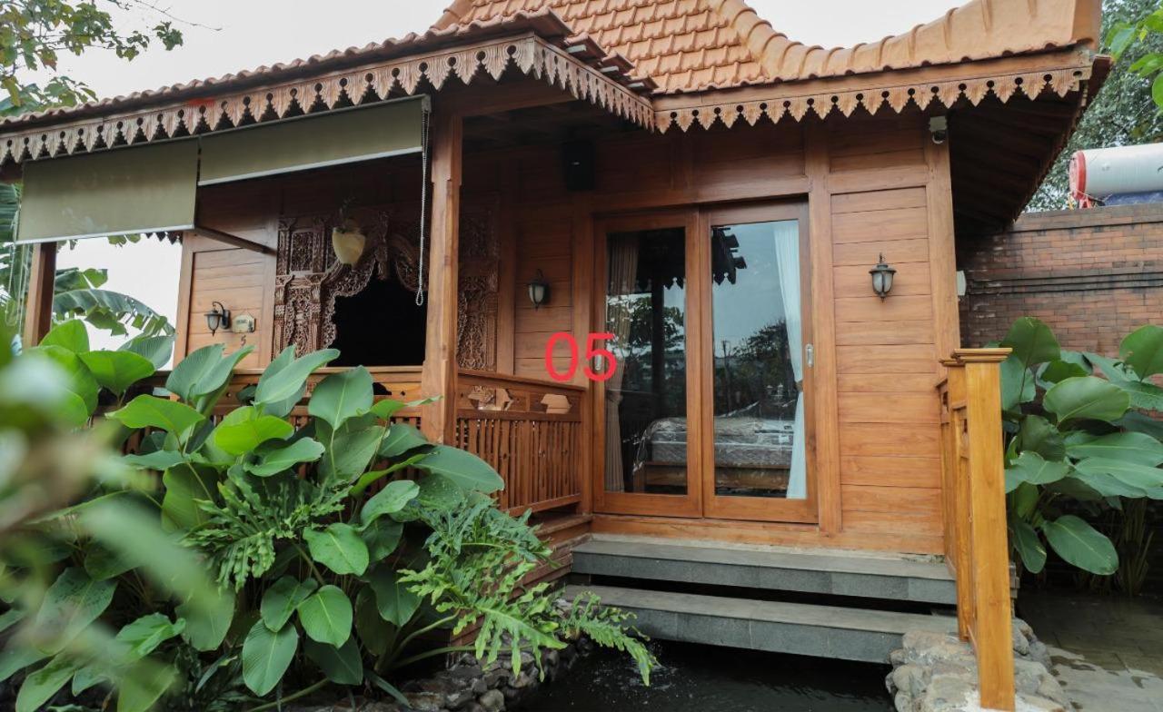 Joglo Jawa Jepara Exterior foto